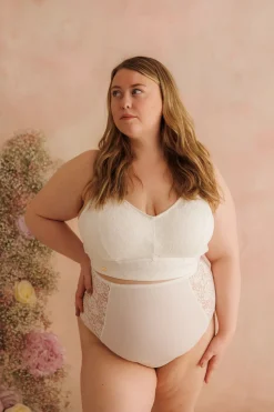 Aline Flower Bra Big Cup - Bright White