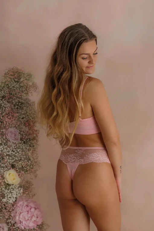 Amalie String - Tickled Pink