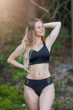 Amalie String Black Onyx
