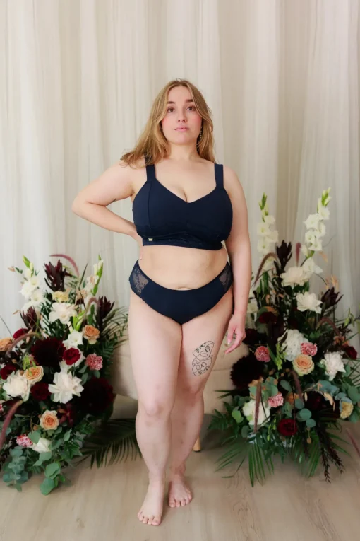 Amanda Big Cup BH - Mørk blå