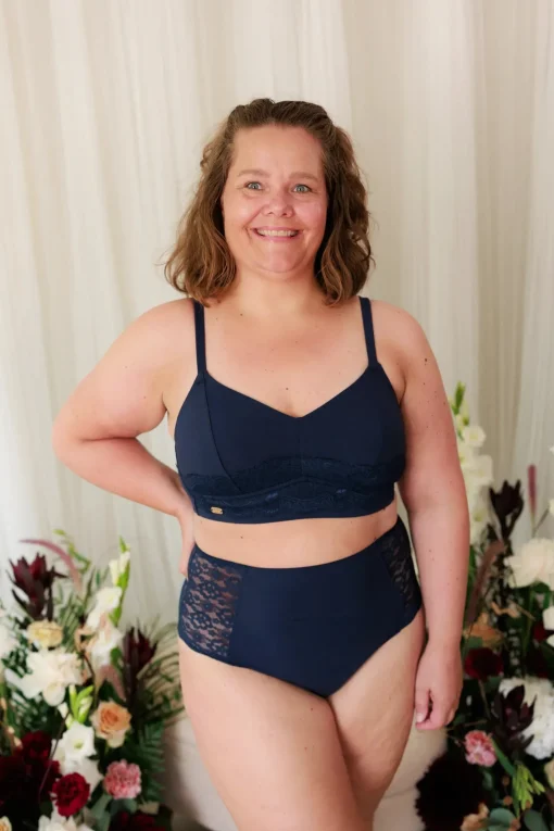 Amanda Small Cup BH - Mørk blå