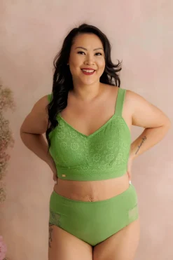 Aria Brazilian - Forest Shade