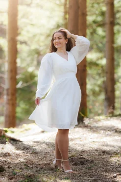 Belle Kjole - Bright White