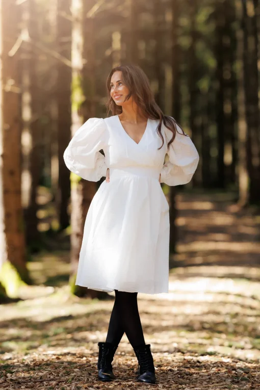 Belle Kjole - Bright White