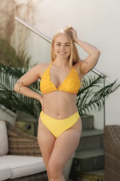 Cuba Ruffles bikinitopp - Gul - Meadow