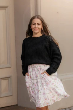 Leah Genser - Svart