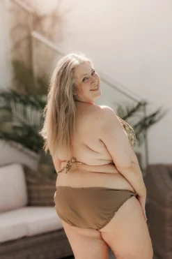 Ruffles Bikinitruse - Mørk Beige