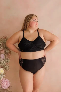 Aline Flower Bra Small Cup - Black Onyx