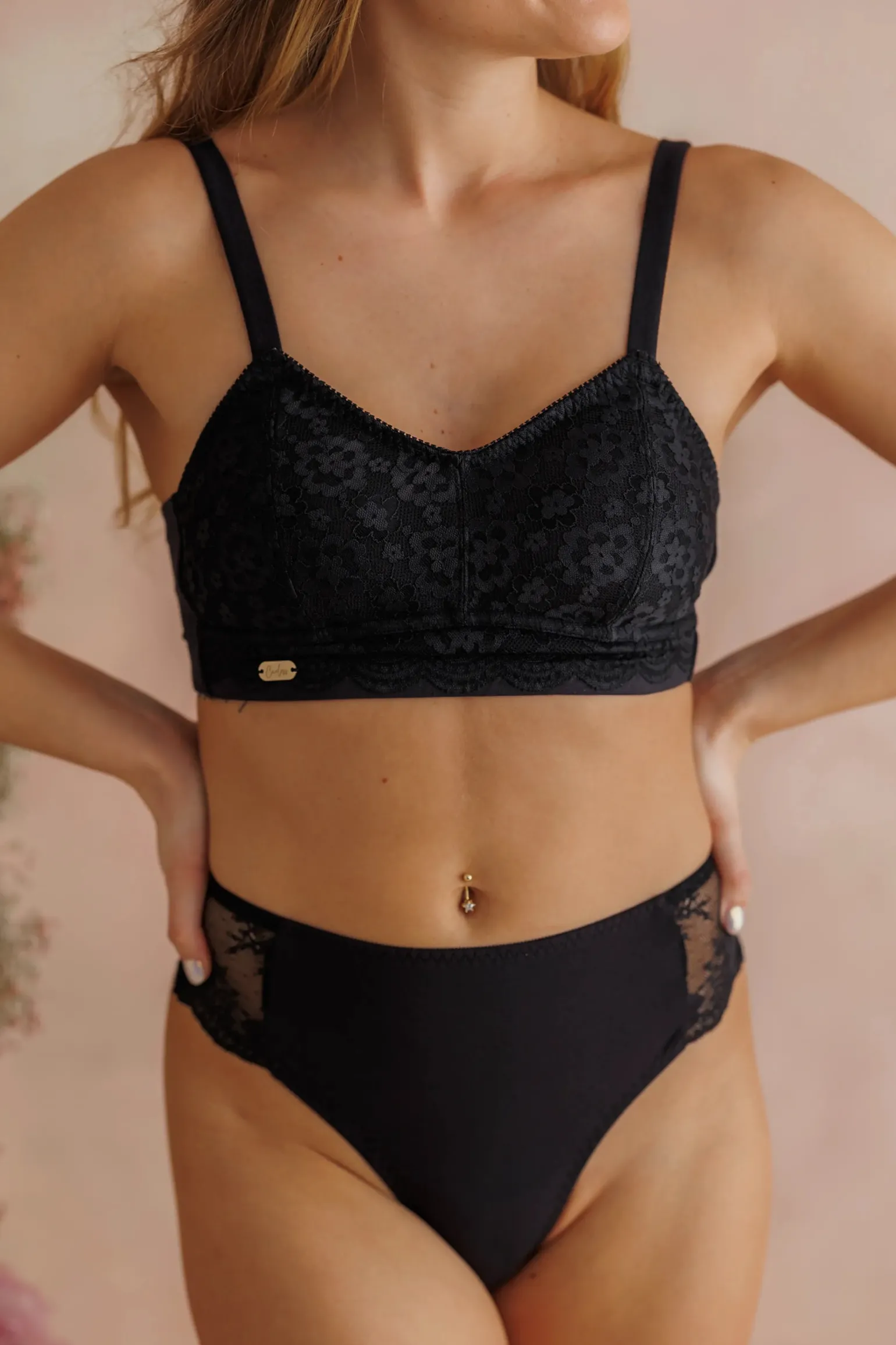 Aline Flower Bra Small Cup - Black Onyx