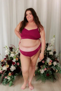 Amalie String - Mørk rød