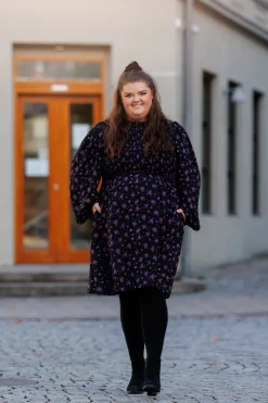 Anna kjole - Mørk lilla