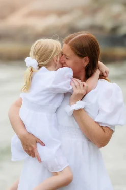 Flower Scrunchie 2pk - Bright White