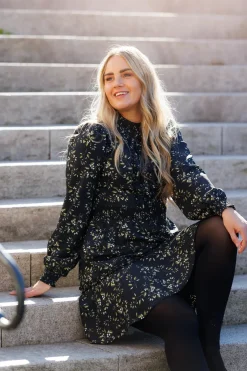 Julia kjole - Svart / grønn